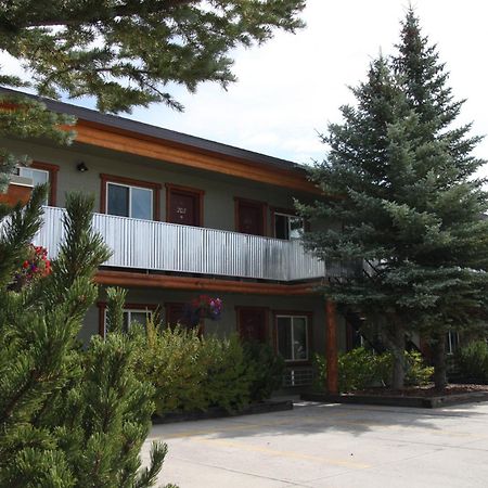 Moose Creek Inn Запад Йеллоустон Экстерьер фото