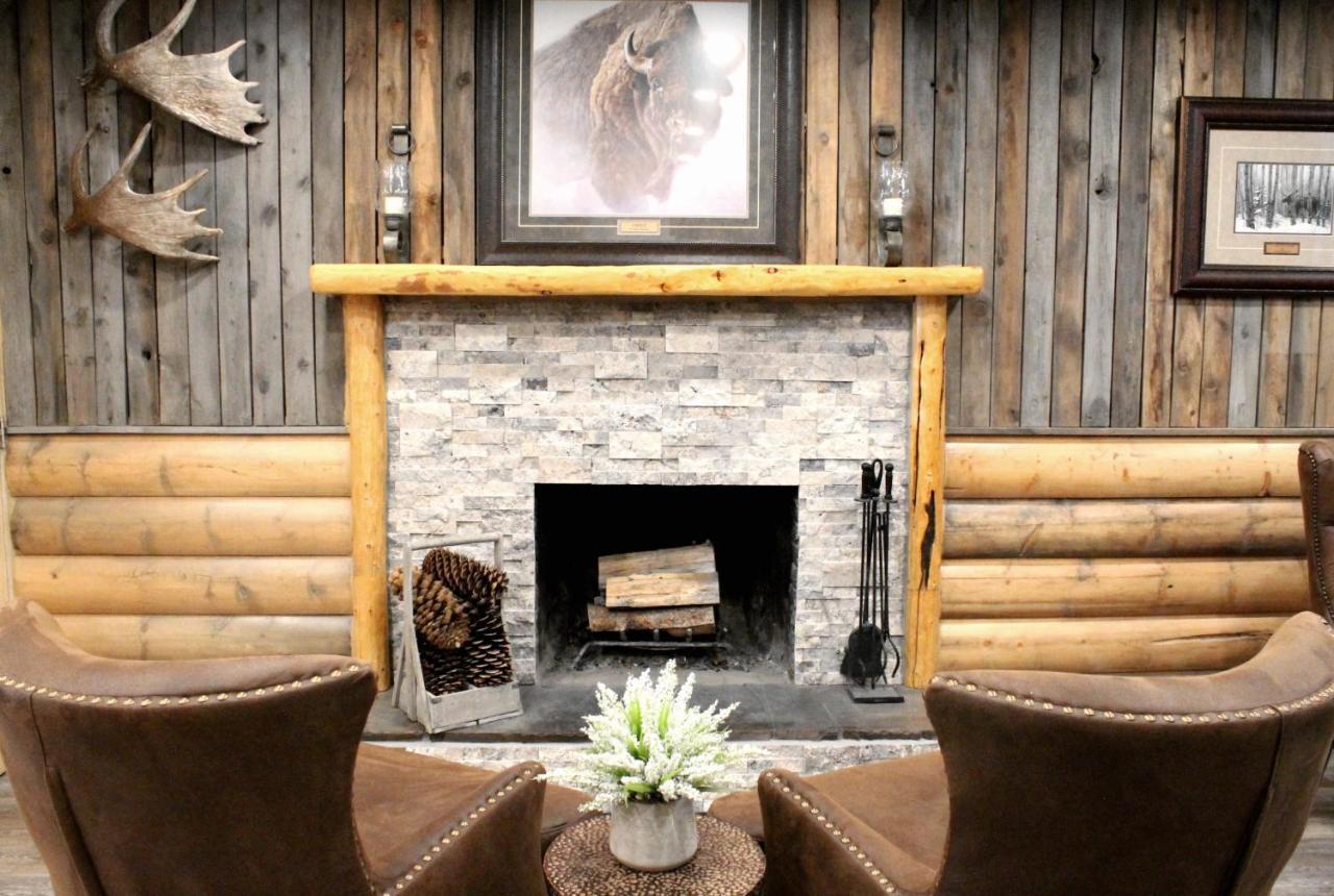 Moose Creek Inn Запад Йеллоустон Экстерьер фото