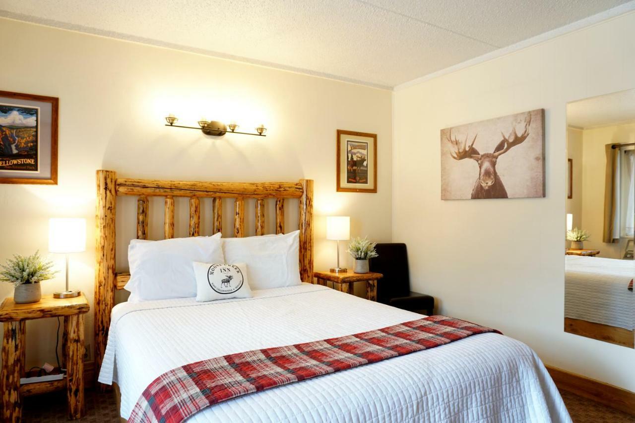 Moose Creek Inn Запад Йеллоустон Экстерьер фото